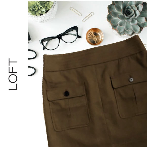 LOFT Dresses & Skirts - 🆕🌻🎉HP🎉 LOFT Dual Front Pocket Skirt